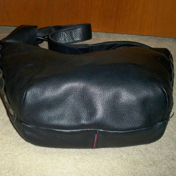 Hammitt Tom Black Pebbled Leather Handbag with Gunmetal Hardware $525, EUC!! - Picture 3 of 4